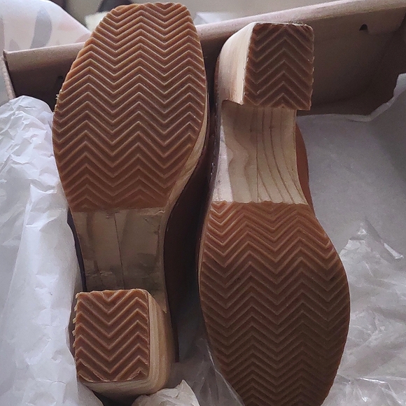 STEVE MADDEN Leather Chunky Wooden Heel Clogs *NEW - Picture 10 of 17